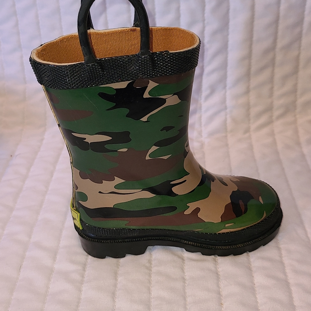 Western chief Boys boots size 6